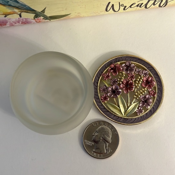 Floral Glass Trinket Box - Picture 3 of 3